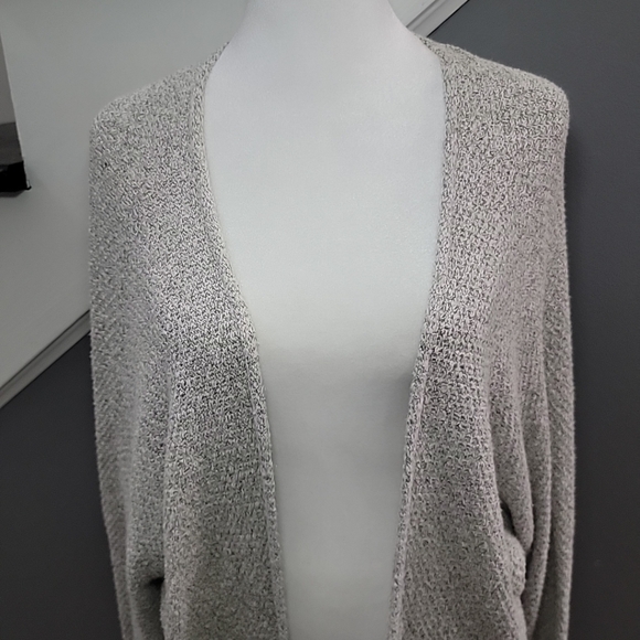 Brandy Melville Cardigan One Size Grey Caroline Open Front Textured Comfy - Picture 3 of 7